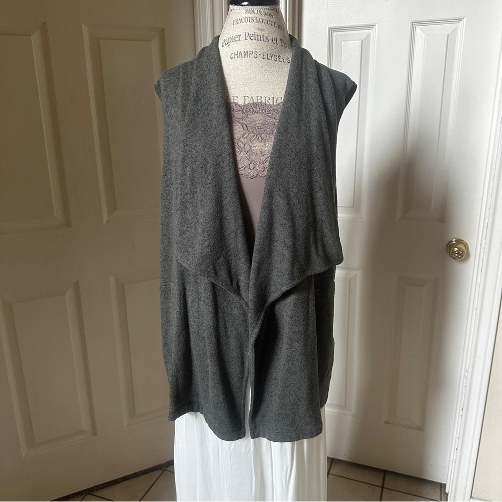 Calvin Klein Open Vest